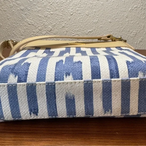 Spartina 449 Tan and Blue Patterned Crossbody Bag Purse NEW - Picture 5 of 14
